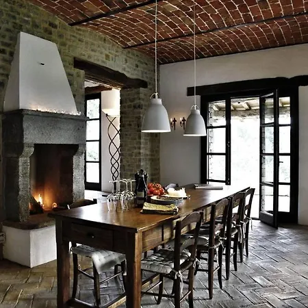 Sessame, Piemonte, Italy Villa Rocchetta Palafea